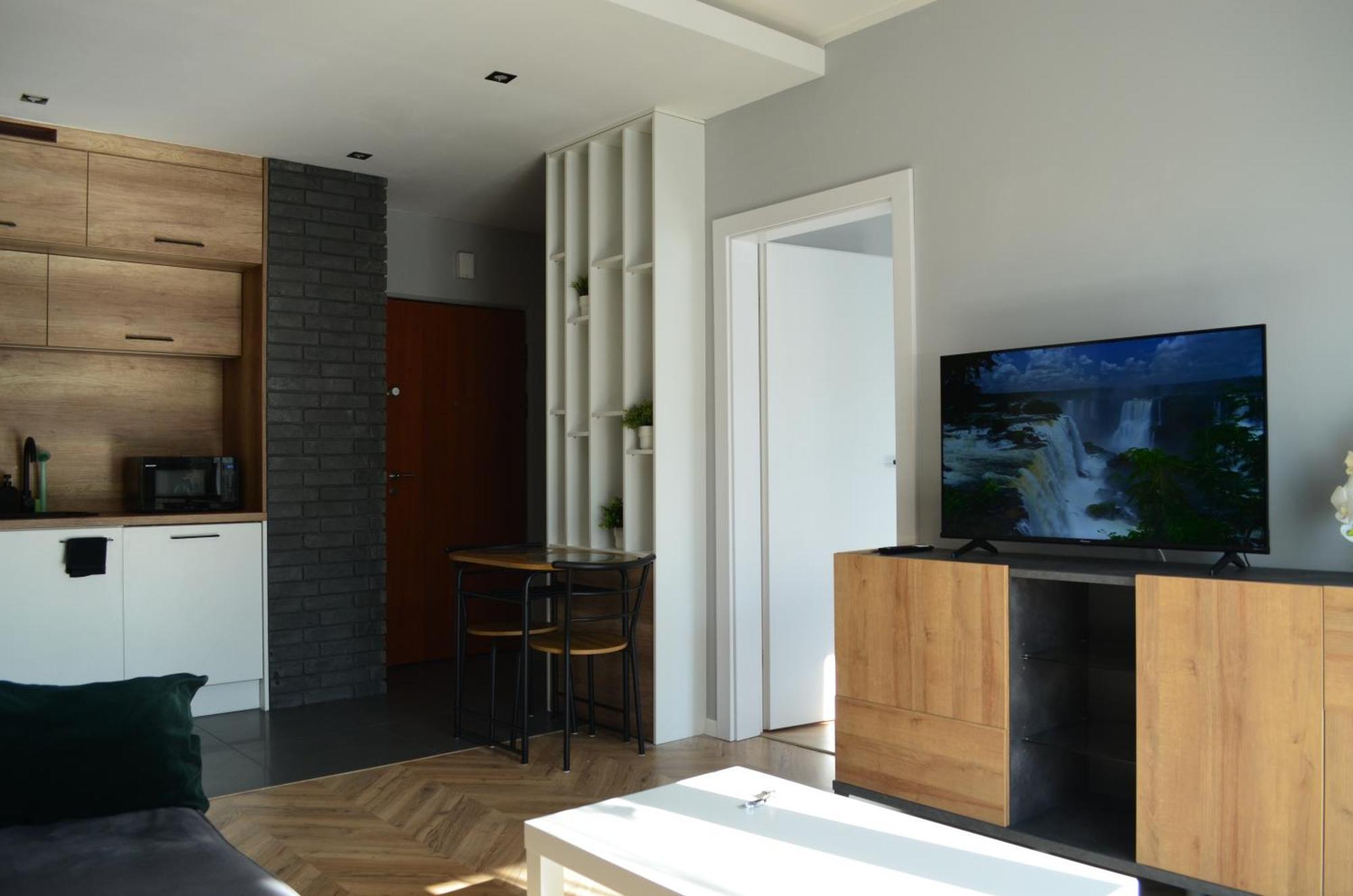 Apartment Sosnowiec City - Free Parking - Easy Check-In Екстериор снимка