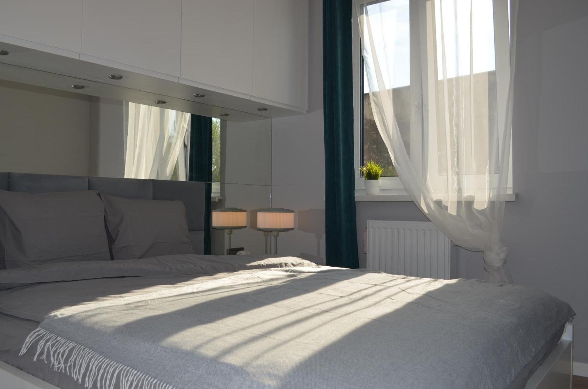 Apartment Sosnowiec City - Free Parking - Easy Check-In Екстериор снимка